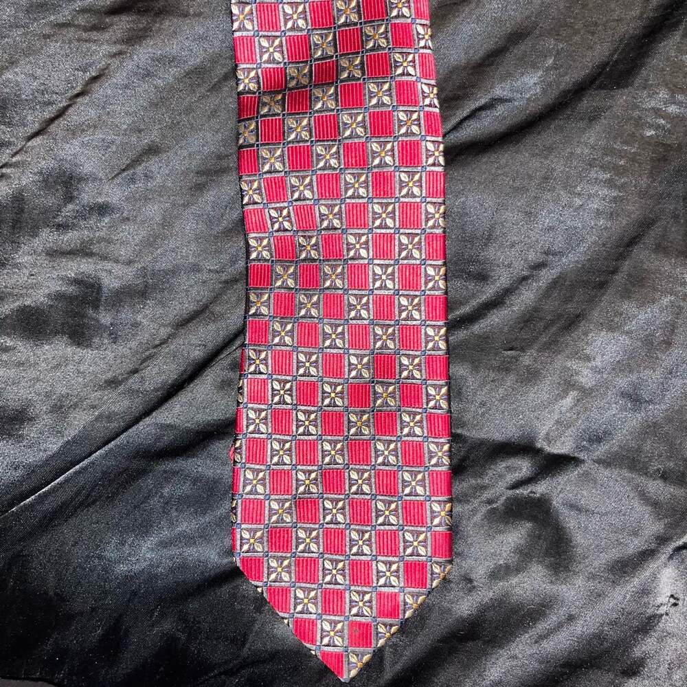 Cheviot Hand Sewn 100% Silk Geometric Pattern Necktie in Red